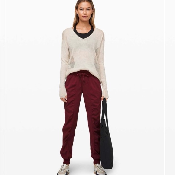 Lululemon Dance Studio Jogger - Picture 1 of 7
